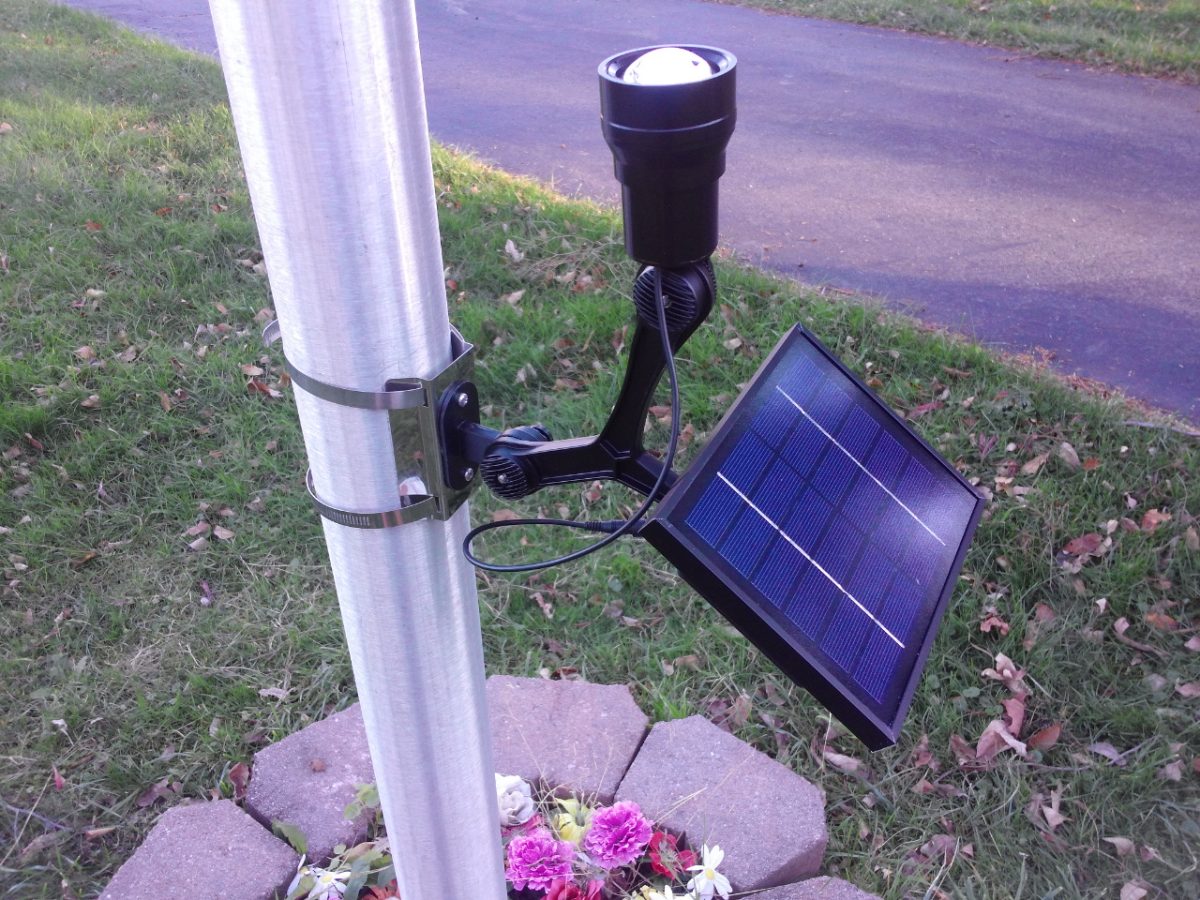Solar Flagpole Light With CREE Adjustable Spread Light American