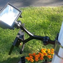 280 LUX Solar Flagpole Light